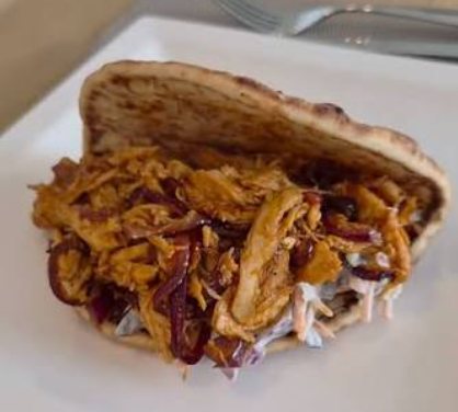 Pulled chicken flatbread